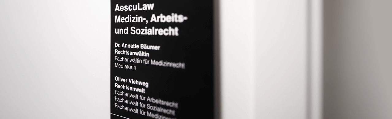 AescuLaw Eingangsschild